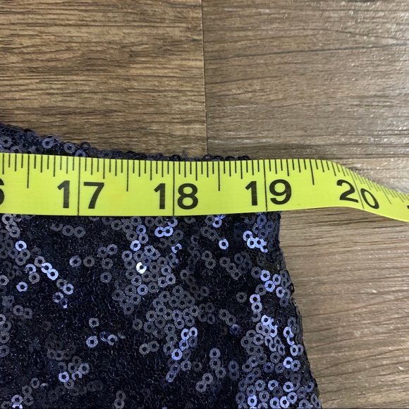 Rue 21 Blue Sequin Sleeveless Top Size Large - Picture 7 of 8